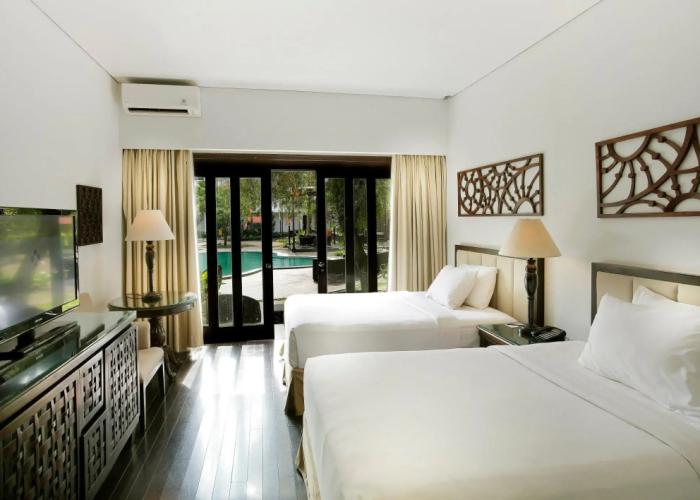 Lido Lake Resort By MNC Hotel