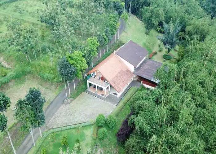 Camp Hulu Cai Resort