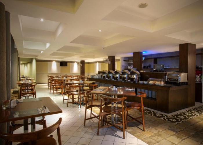 Neo+ Green Savana Hotel