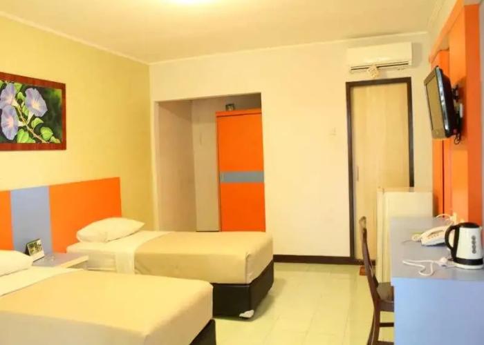 Indra Djaya Hotel