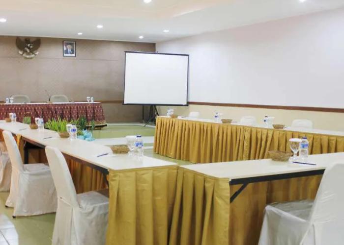 Indra Djaya Hotel