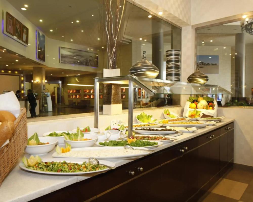 фото Golden Tulip Hail