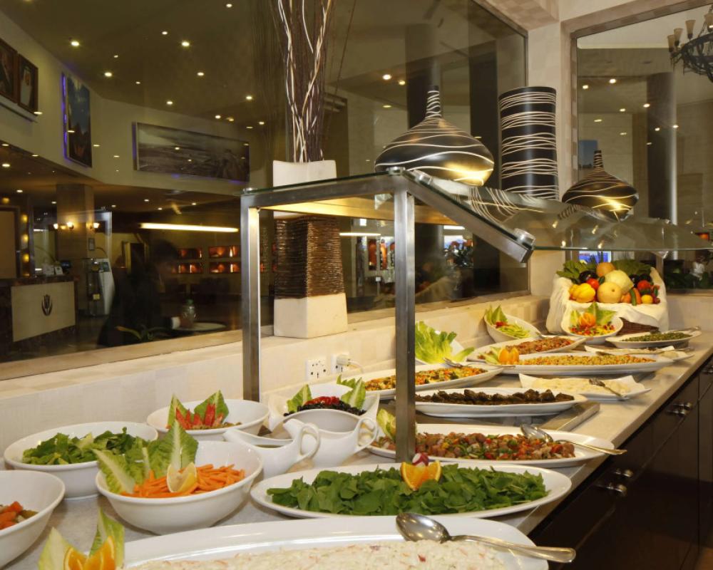 фото Golden Tulip Hail