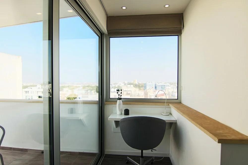 фото Phaedrus Living Luxury Suite Nicosia 501