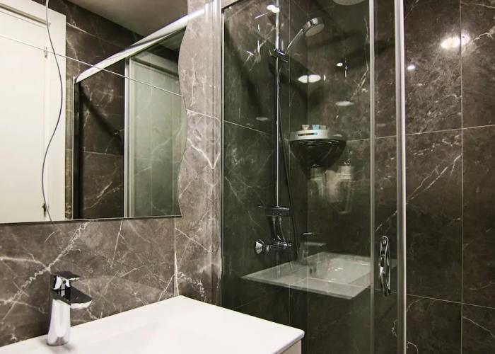 Phaedrus Living Luxury Suite Nicosia 504