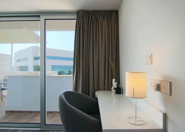 Phaedrus Living Luxury Suite Nicosia 504