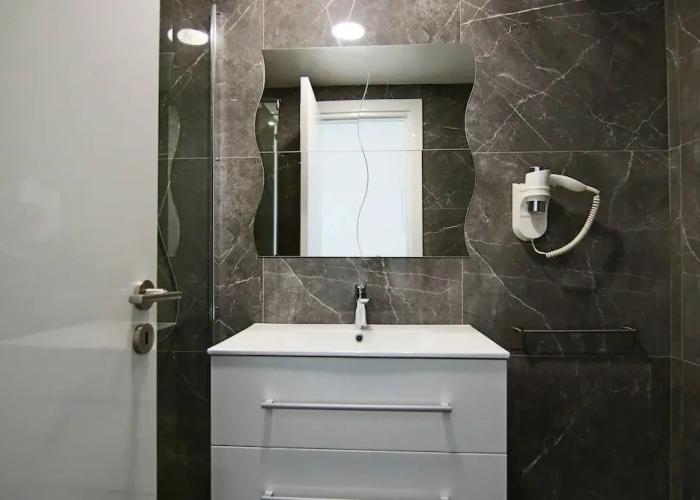 Phaedrus Living Luxury Suite Nicosia 505