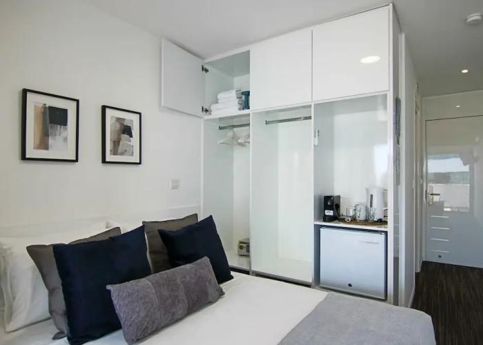 Phaedrus Living Luxury Suite Nicosia 506