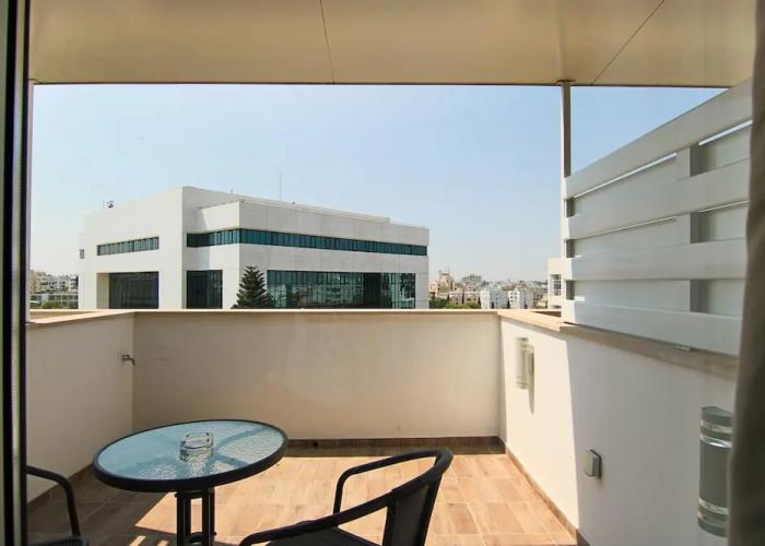 Phaedrus Living Luxury Suite Nicosia 506