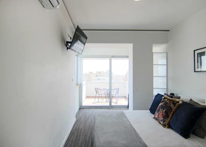 Phaedrus Living Luxury Suite Nicosia 509