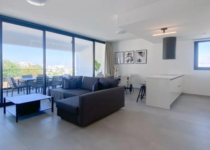 Phaedrus Living: White Hills Suites Panoramic View