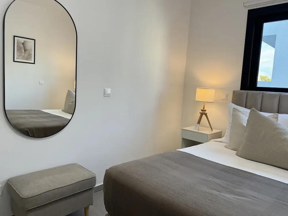 фото Phaedrus Living White Hills Suites City View