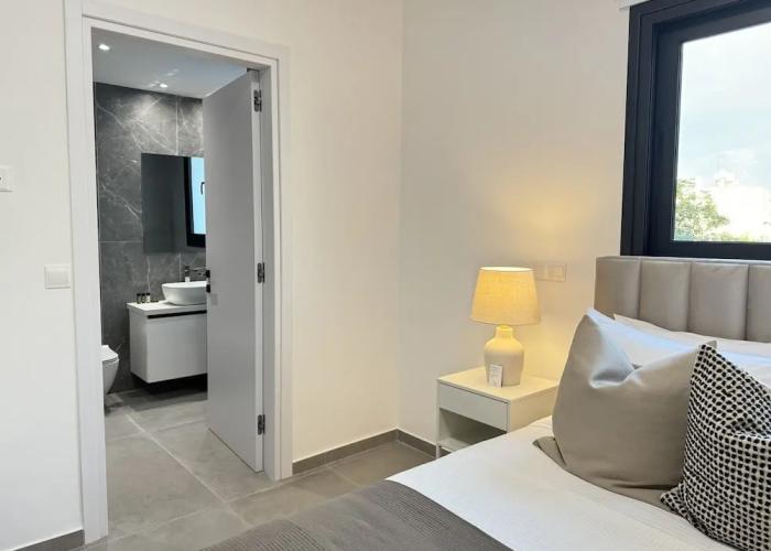 Phaedrus Living White Hills Suites City View