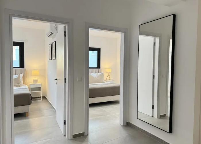 Phaedrus Living White Hills Suites City View