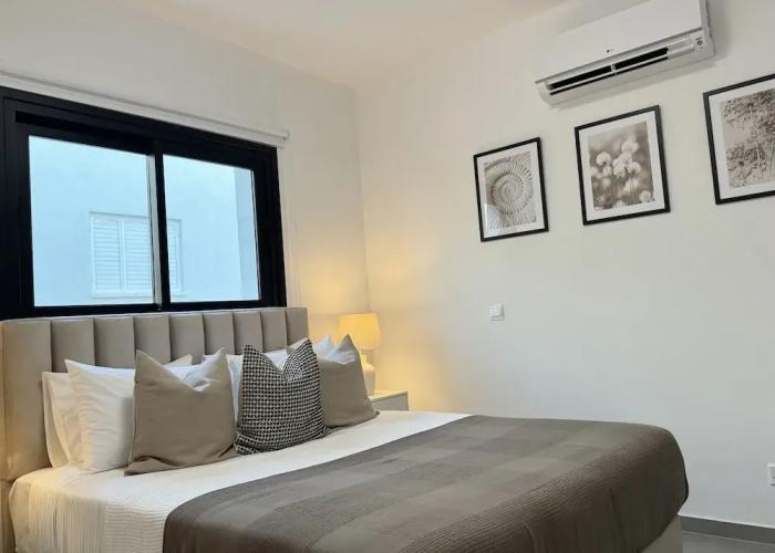 Phaedrus Living White Hills Suites City View