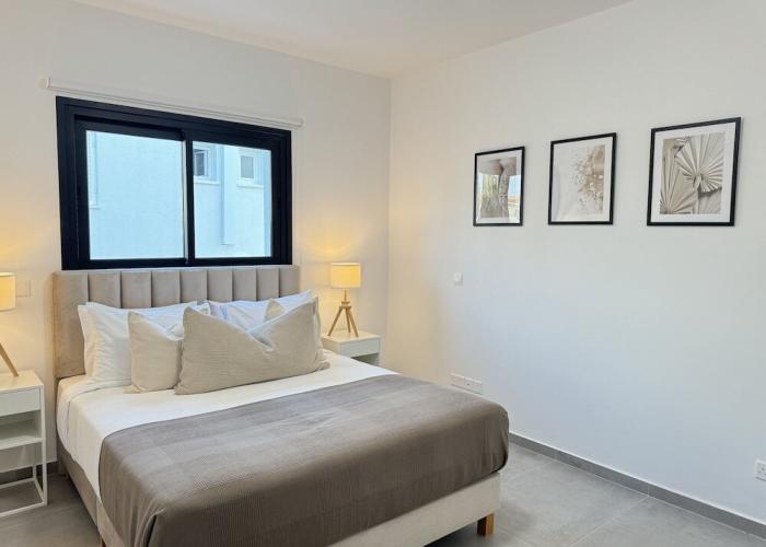 Phaedrus Living White Hills Suites City View