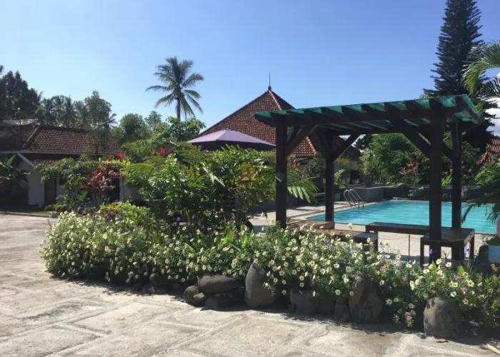 Minak Jinggo Hotel