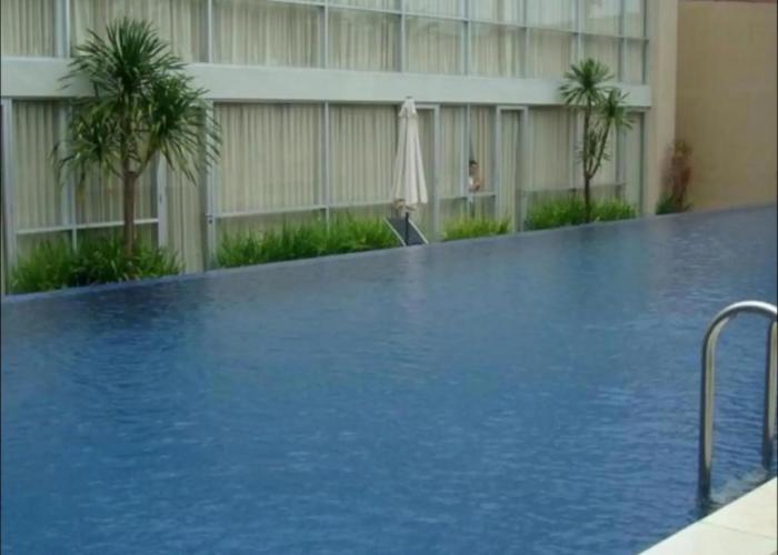 Royal Hotel n' Lounge
