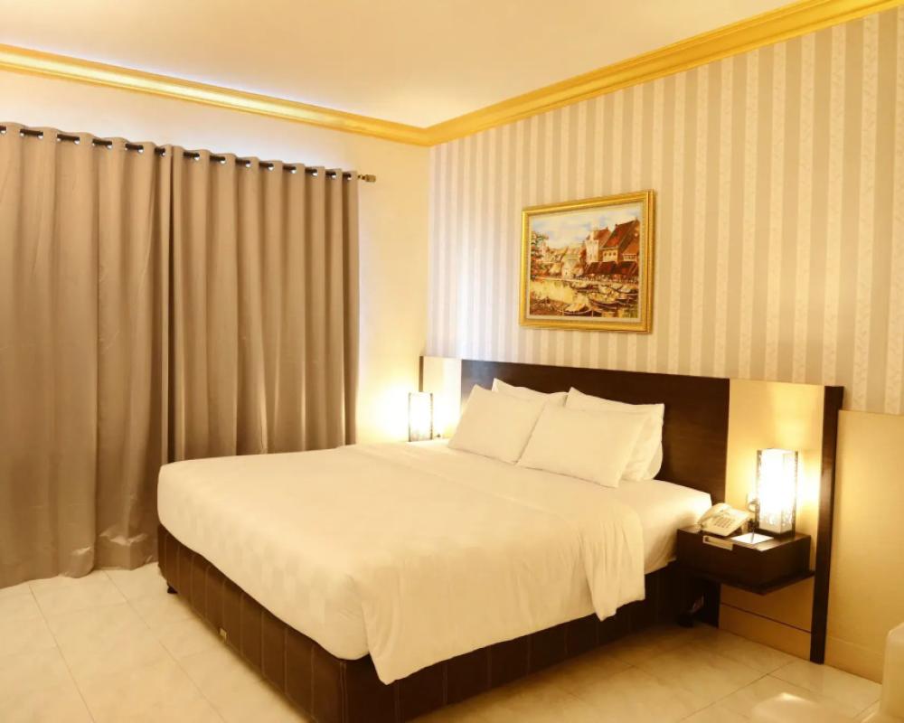 фото Hotel 88 Diponegoro