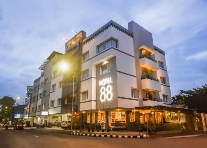 Hotel 88 Diponegoro