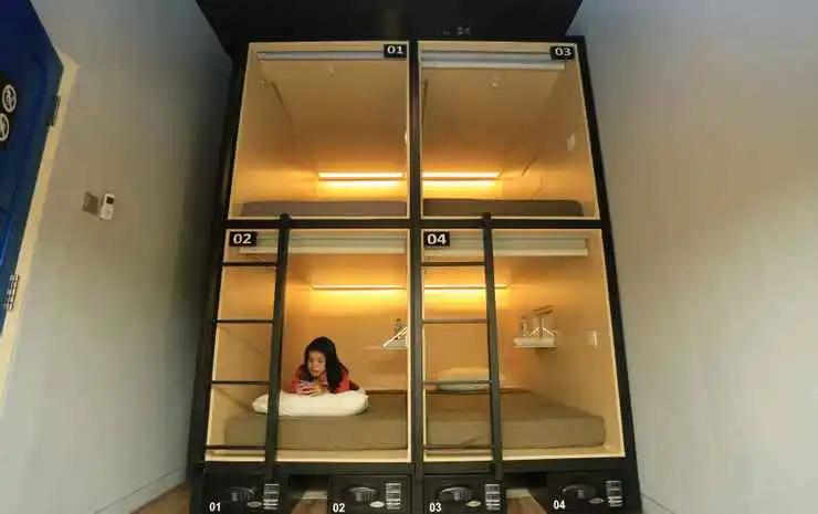 фото InnBox Capsule Hotel
