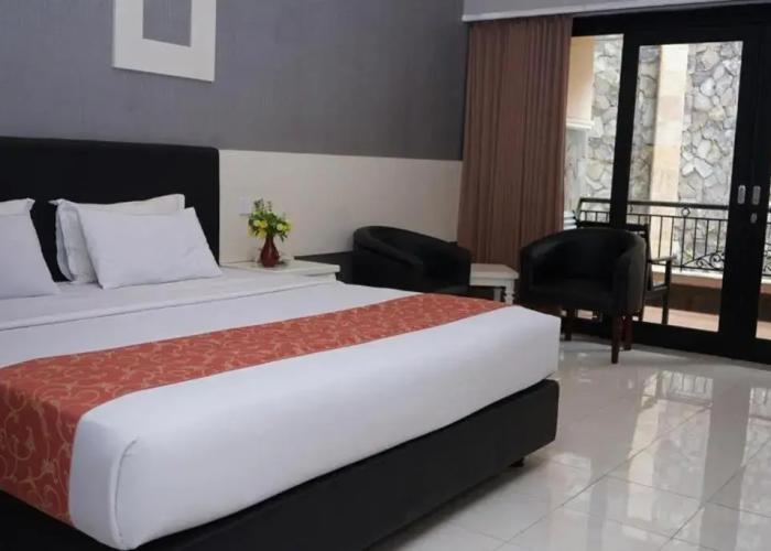 Luminor Hotel Jember by WH