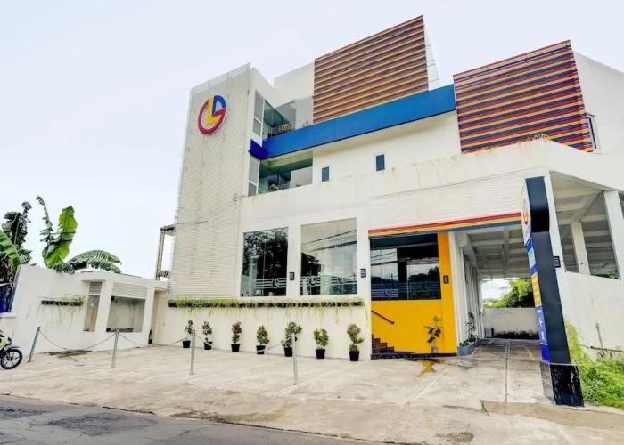 LG Hotel