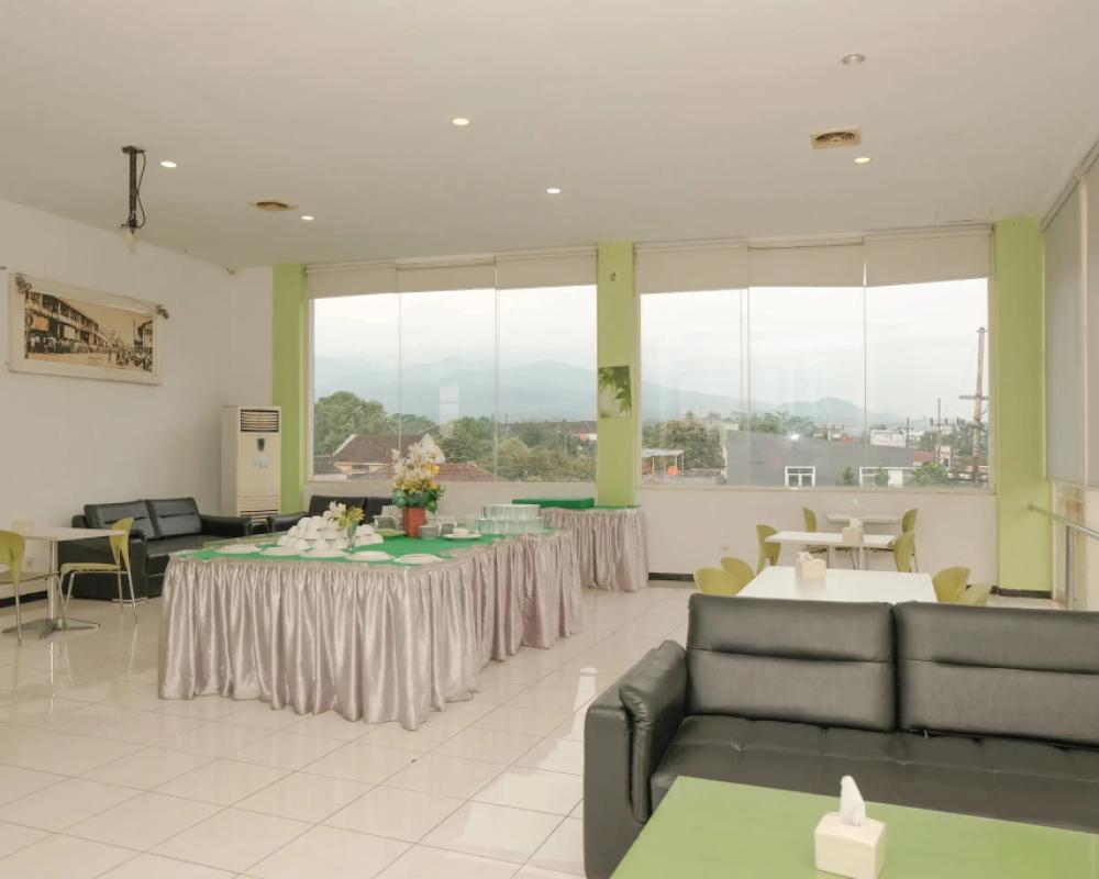 фото Ebizz Hotel