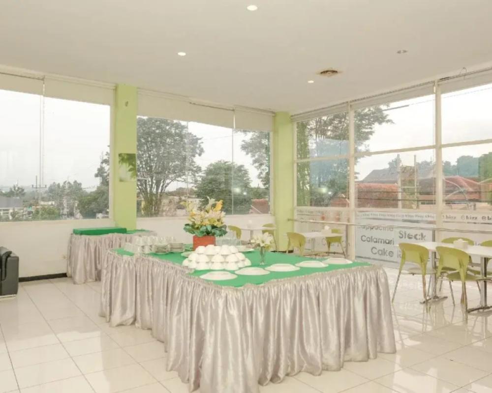 фото Ebizz Hotel