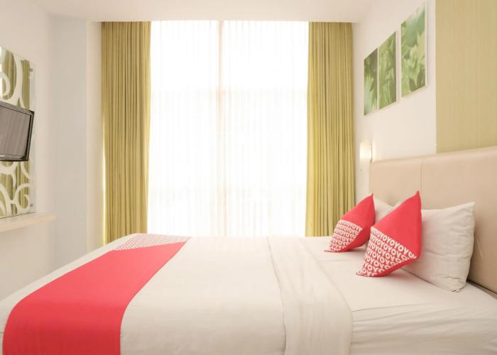 Ebizz Hotel