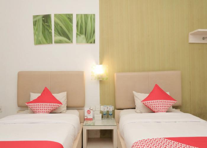 Ebizz Hotel