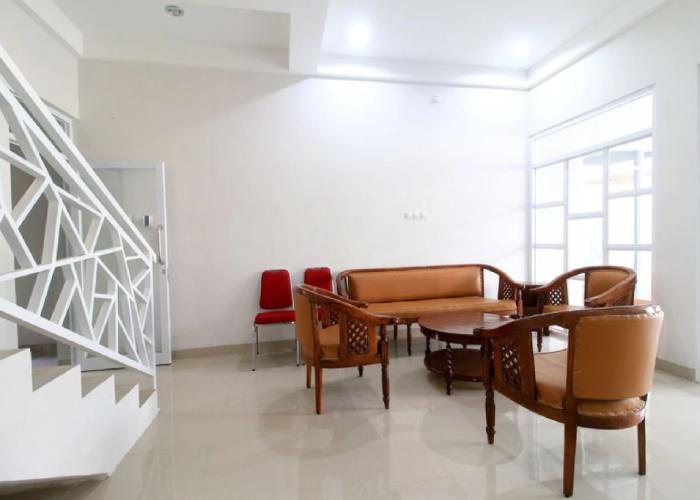 RedDoorz near Klaten Train Station