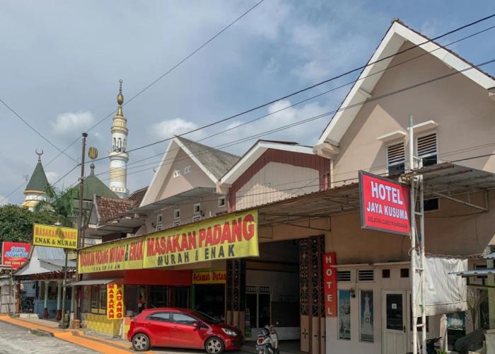 Hotel Jaya Kusuma near Candi Prambanan