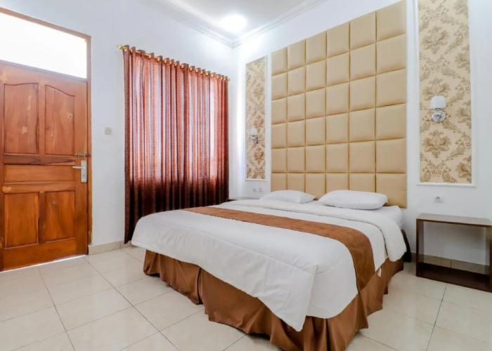 Griya Limasan Hotel