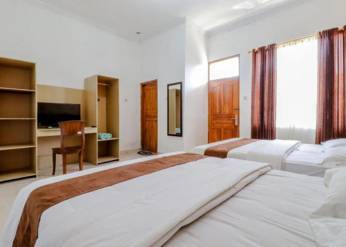 Griya Limasan Hotel