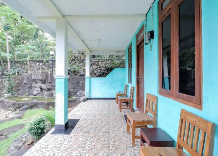 Rock Garden Homestay & Resto