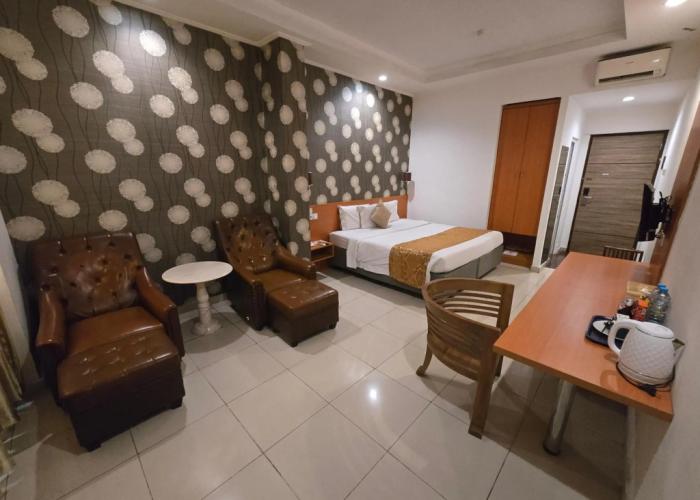 Marilyn Hotel Serpong