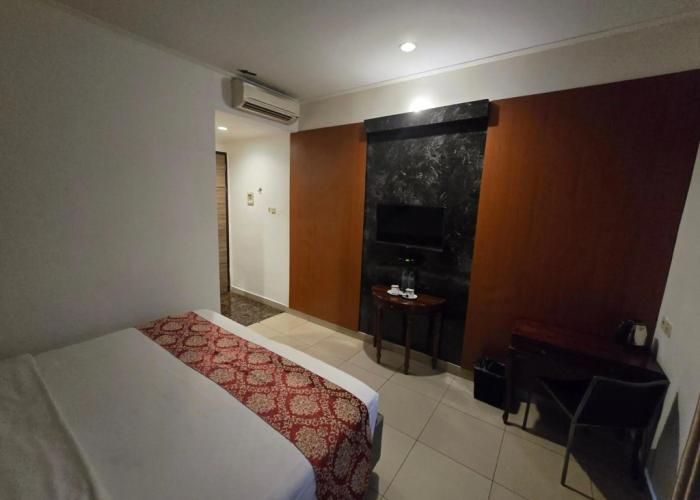 Marilyn Hotel Serpong