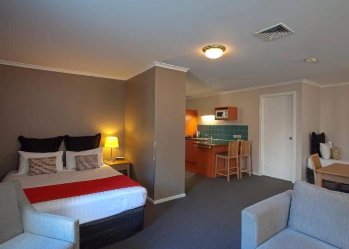 Quest Waterfront Apartment Hotel 