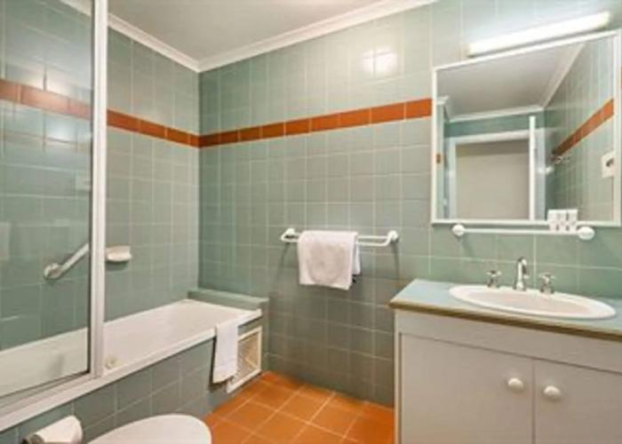 Quest Waterfront Apartment Hotel 