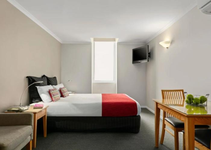 Quest Waterfront Apartment Hotel 
