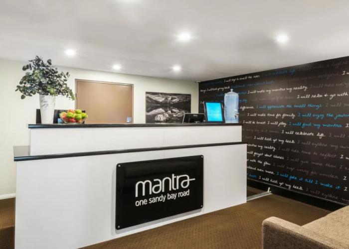 Mantra One Sandy Bay Road
