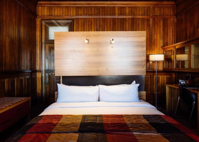 The Henry Jones Art Hotel