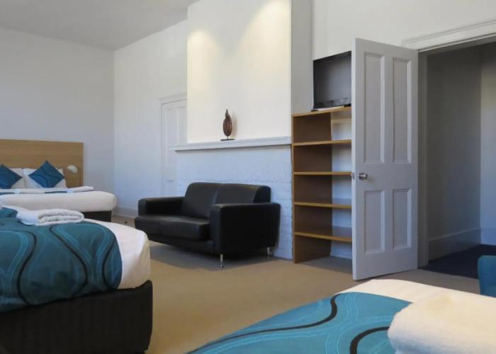 Customs House Hotel