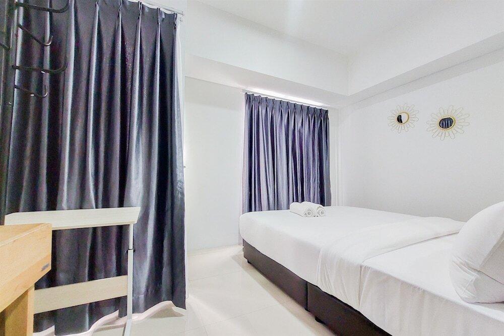 Homey And Cozy Stay 1Br Tamansari Bintaro Mansion Apartment