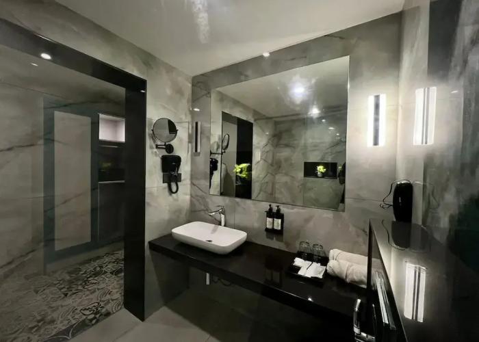 The Hans Hotel - Hubli