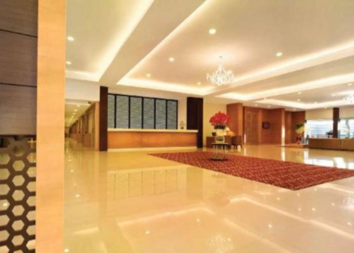 Hotel Naveen Lakeside