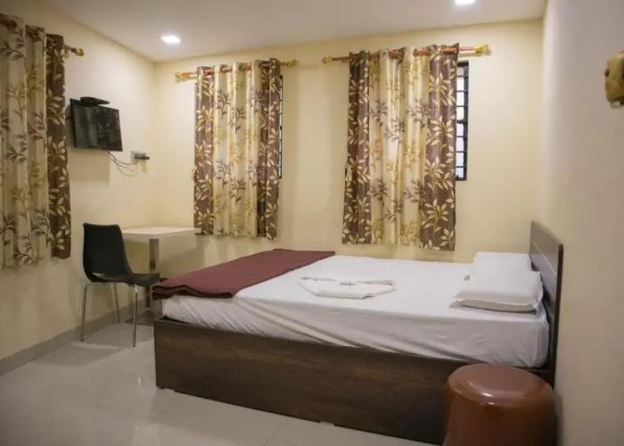 Shri Vasant Lodge