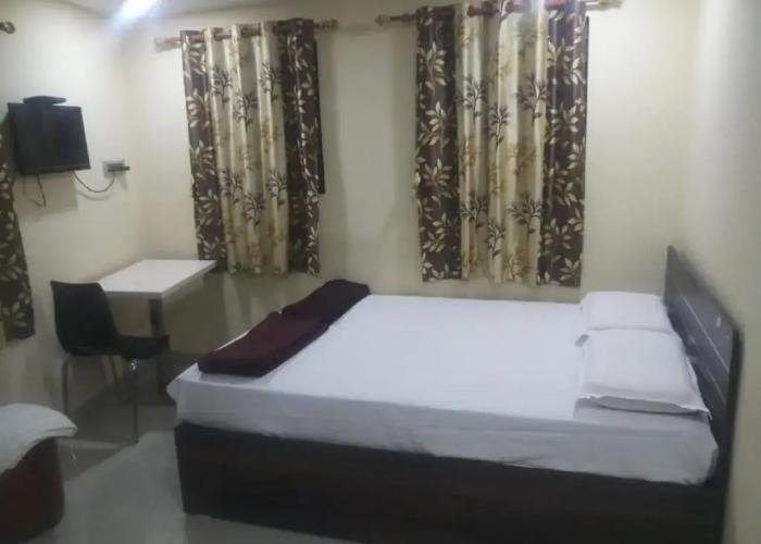 Shri Vasant Lodge