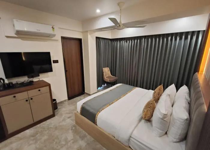 Light House Suites Hubballi